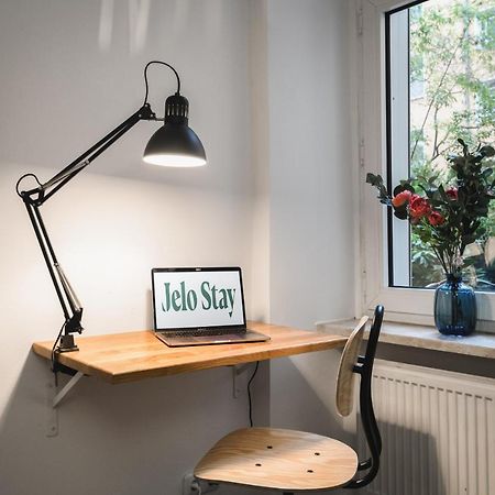 Super Zentral Super Schoener Altbau In Moabit Rostockerstrasse Im Herzen Von Berlin Fuer Bis Zu 6 Personen Eksteriør bilde